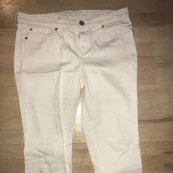 White capris - Picture 2 of 2